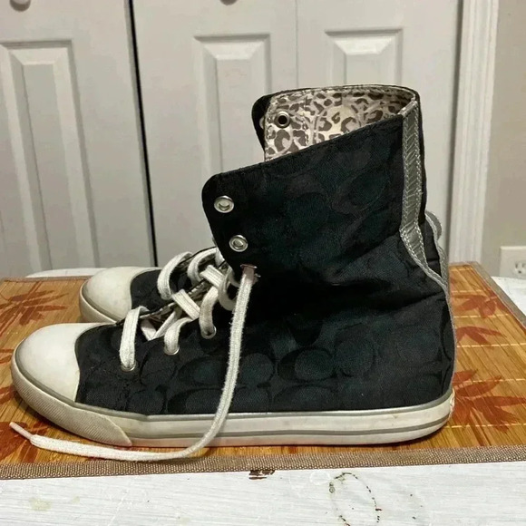 Coach higher top black Bonney signature sneakers size 9 1/2 - Picture 7 of 17